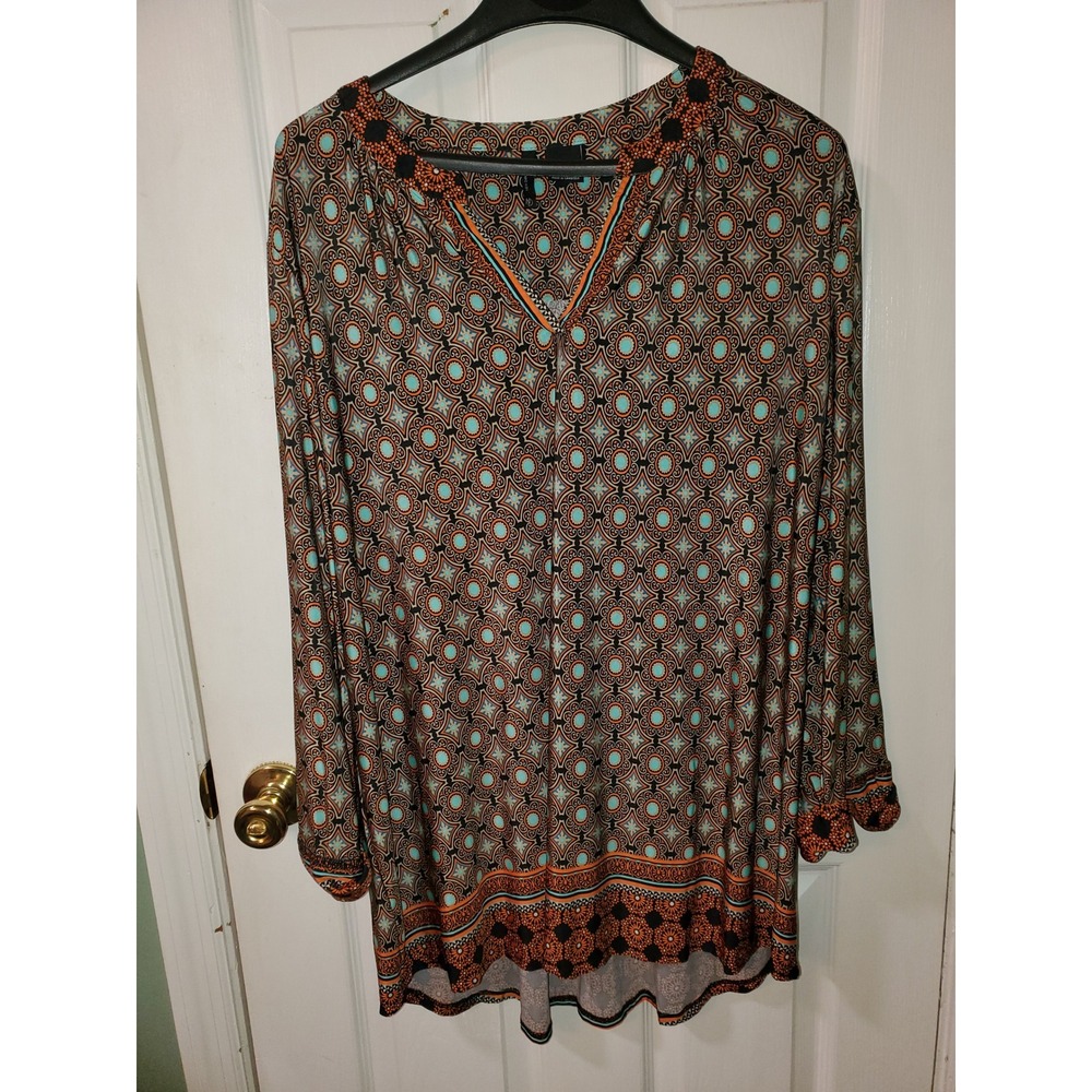 New Directions Woman 3X Tunic Top Geometric Medallion Print V-Neck Blouse